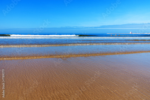 Naklejka krajobraz panorama plaża ludzie