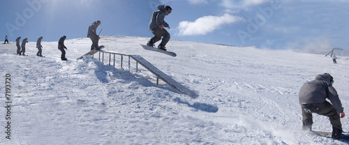 Fotoroleta chłopiec park mężczyzna snowboarder