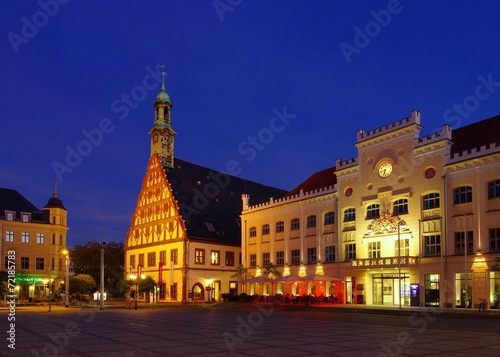 Naklejka miasto rynek noc ratusz