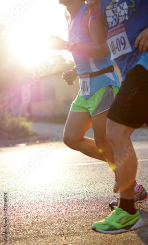 Naklejka ćwiczenie dziewczynka droga jogging