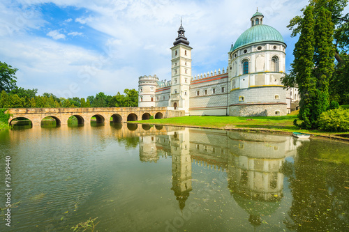 Naklejka architektura zamek pejzaż drzewa most