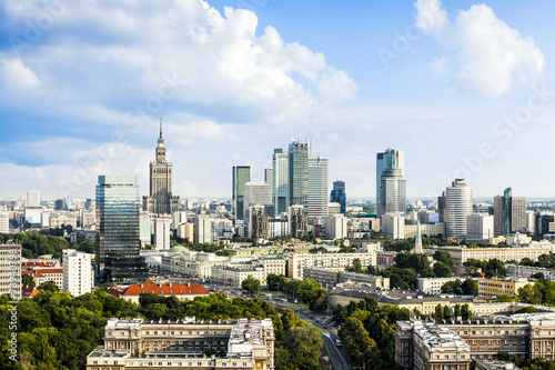 Plakat wieża niebo panoramiczny aleja