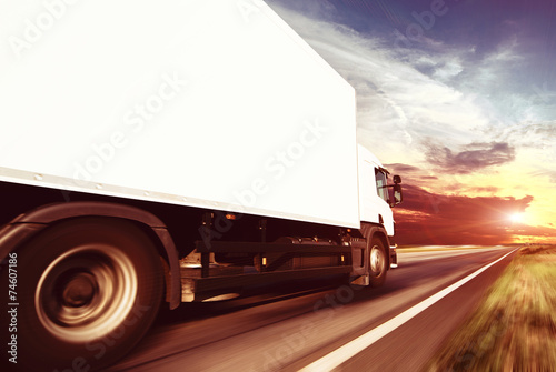 Obraz na płótnie ciężarówka wyścig autostrada rejs miejski