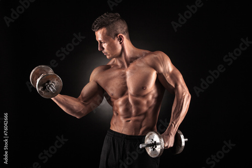 Obraz na płótnie ćwiczenie lekkoatletka fitness mężczyzna zdrowy