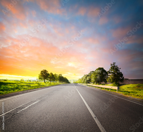 Fotoroleta autostrada lato wiejski natura