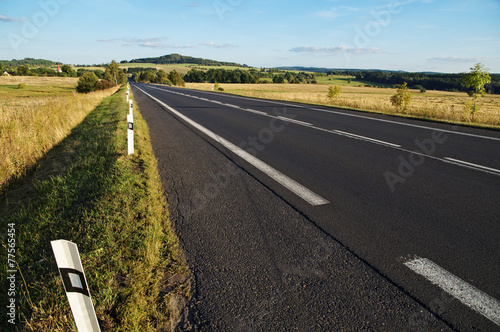 Fotoroleta wieś lato trawa autostrada niebo