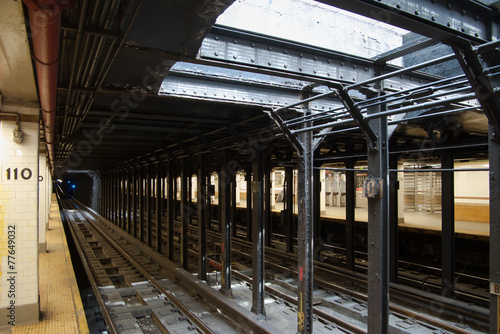 Naklejka manhatan metro ameryka północna nowy jork stacja