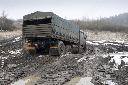 Fotoroleta offroad samochód wojskowy