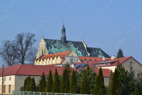 Plakat widok panorama wieża kościół architektura