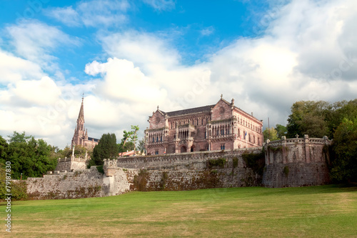 Naklejka architektura hiszpania pałac kościół nikt