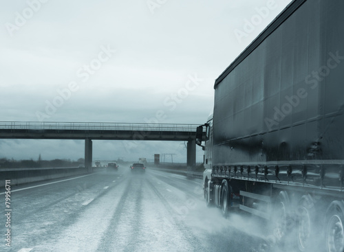 Plakat droga sztorm autostrada