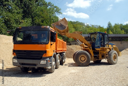 Naklejka ciężarówka maszyna traktor