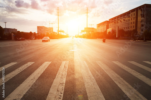 Fotoroleta pejzaż autostrada architektura nowoczesny