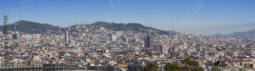 Plakat hiszpania drzewa widok miejski