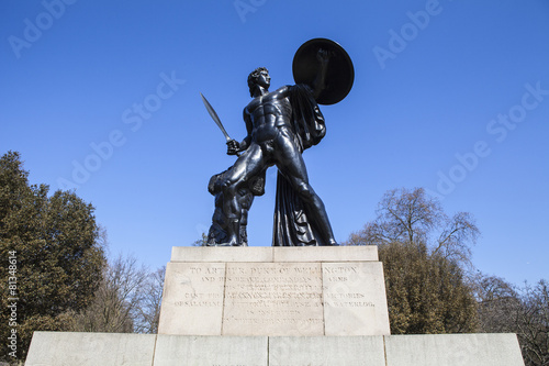 Naklejka anglia wielka brytania architektura statua wojskowy