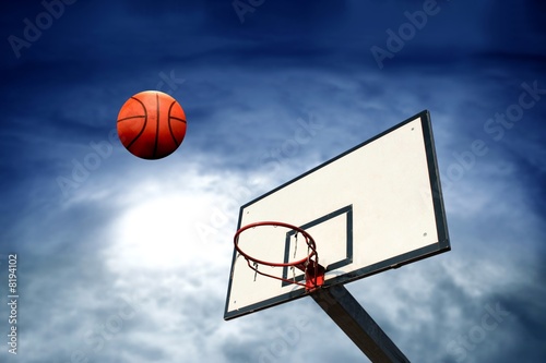 Obraz na płótnie niebo koszykówka piłka pokonać