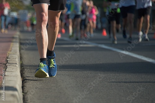 Naklejka ulica lato ludzie ruch jogging