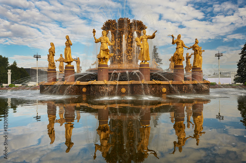 Naklejka miejski statua lato widok narodowy