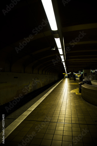 Fotoroleta Train Metro Tunnel