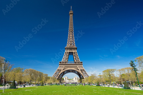 Plakat wieża francja lato