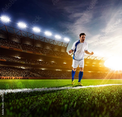 Obraz na płótnie stadion piłka nożna niebo mężczyzna lekkoatletka