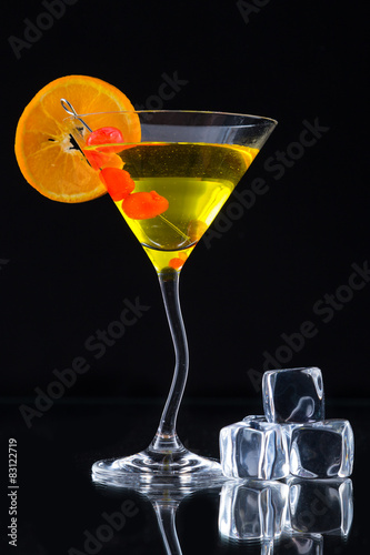 Obraz na płótnie lód noc napój oliwkowy alkohol