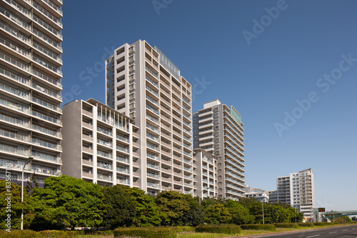 Naklejka błękitne niebo architektura japonia