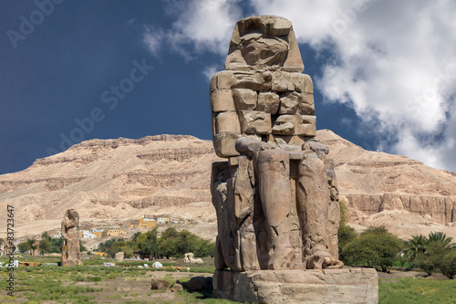 Fototapeta statua góra natura