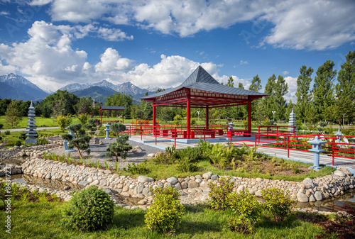 Naklejka ogród piękny widok japonia architektura