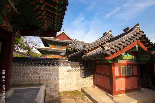 Fotoroleta Traditional Korean houses in Changdeokgung Palace in Seoul, Kore