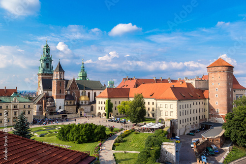 Plakat miasto lato niebo architektura