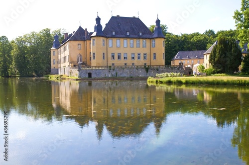 Naklejka woda architektura zamek park ogród