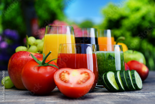 Naklejka żniwa pomidor ogród jedzenie zdrowie
