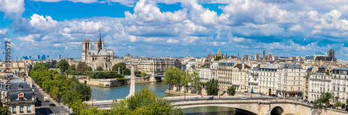 Fotoroleta notre-dame niebo lato