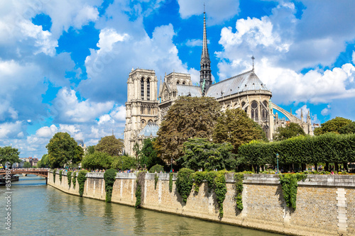 Fotoroleta lato ludzie notre-dame most niebo