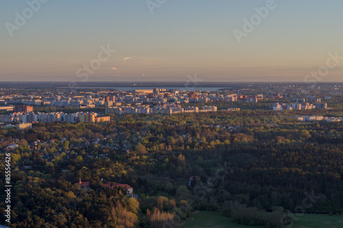 Plakat architektura estonia śródmieście niebo