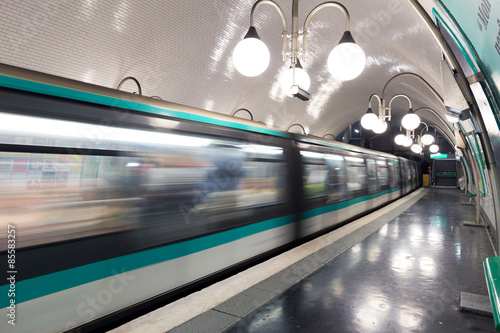 Naklejka francja metro wagon miejski europa