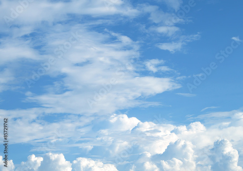 Plakat niebo spokojny cloudscape metafora gładki