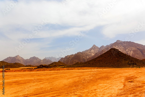 Naklejka południe pustynia lato góra