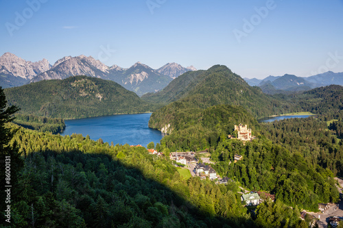 Naklejka zamek drzewa las natura alpy