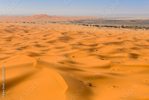 Fototapeta Sand dunes in the Sahara Desert, Merzouga, Morocco