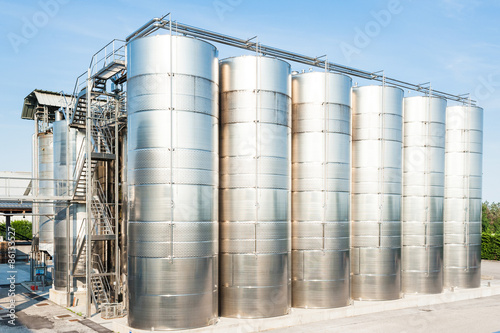 Fotoroleta Stainless steel tanks for wine