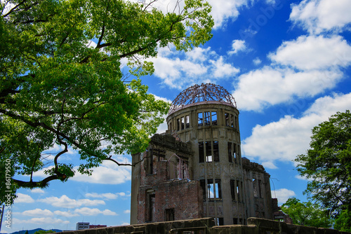 Naklejka lato japonia błękitne niebo wojna