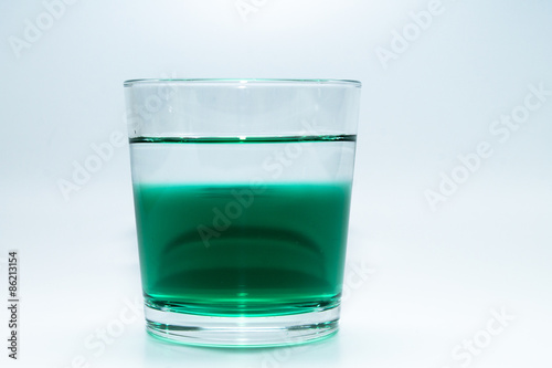 Fotoroleta woda napój warstwa zielony mięta