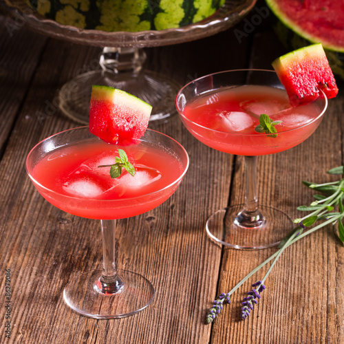 Obraz na płótnie Watermelon juice with ice