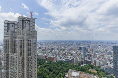 Naklejka tokio park niebo błękitne niebo śródmieście