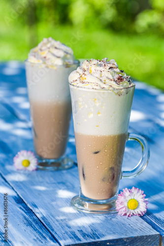 Naklejka macchiato lato jedzenie czekolada ogród