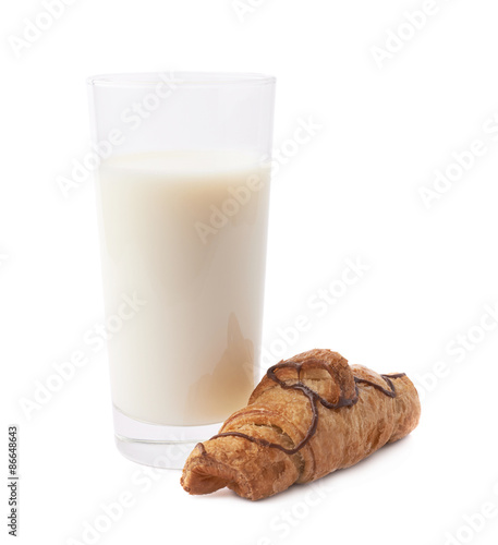 Obraz na płótnie Croissant and glass of milk