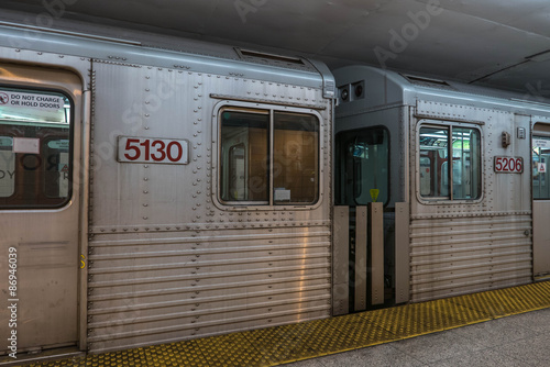 Plakat tunel miejski transport metro kanada